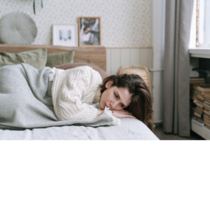 femme-repos-phase-luteale-spm